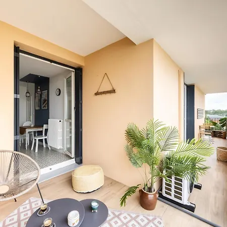 Le Cheval A Bascule - 2 - Balcon 아파트 *