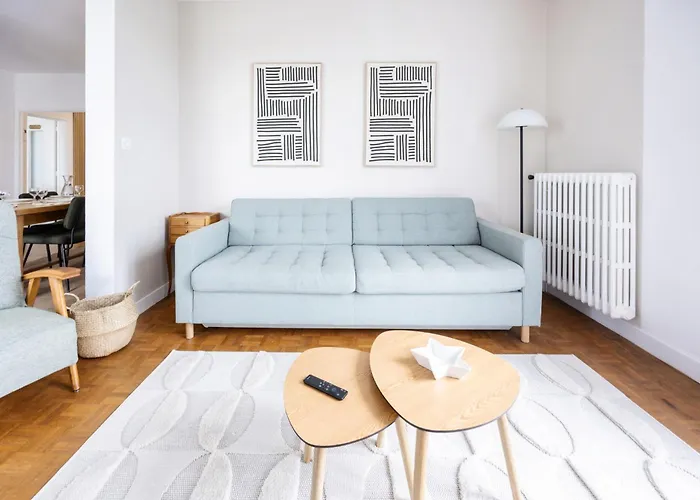 Le Cheval A Bascule - 2 - Balcon Lägenhet