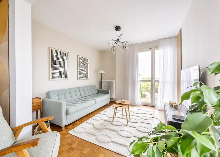 Le Cheval A Bascule - 2 - Balcon Lägenhet