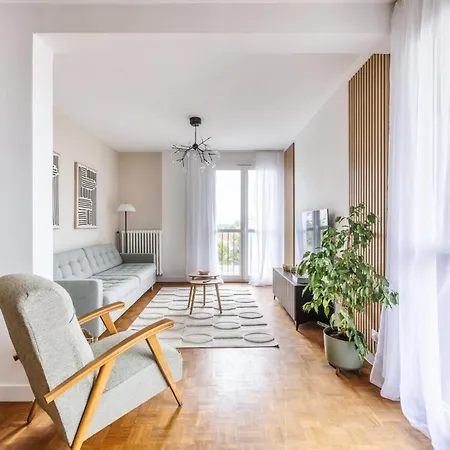 Le Cheval A Bascule - 2 - Balcon * Colomiers